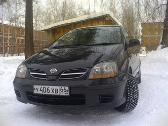 Nissan Tino