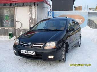 Nissan Tino