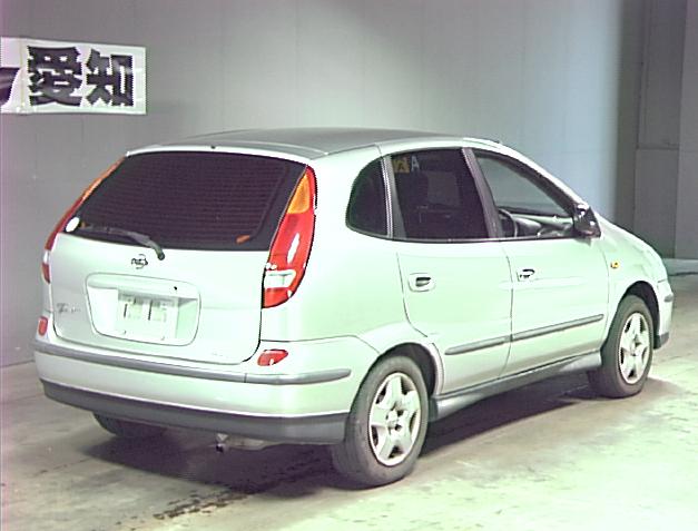 2000 Nissan Tino For Sale