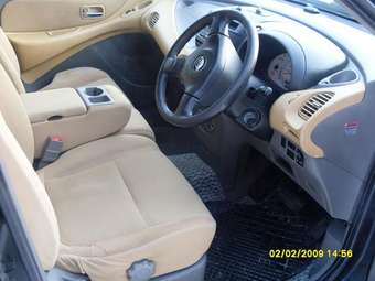 2000 Nissan Tino For Sale