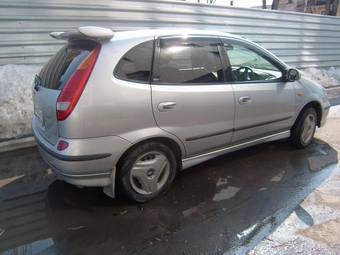 2000 Nissan Tino For Sale