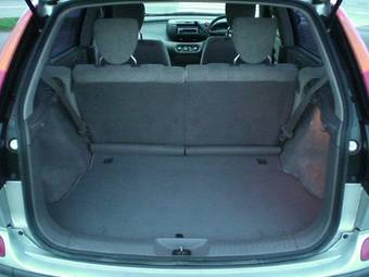 2000 Nissan Tino For Sale