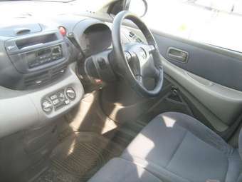 Nissan Tino