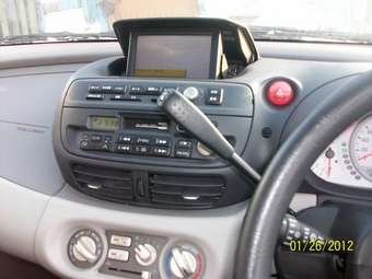 Nissan Tino