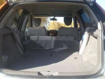 2001 Nissan Tino