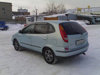 2001 Nissan Tino For Sale