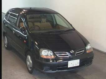 2002 Nissan Tino