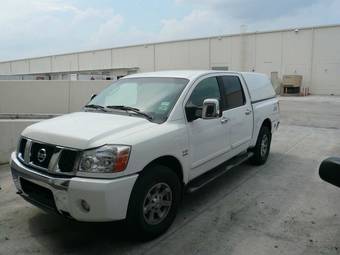 2004 Nissan Titan Pictures