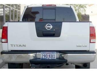 2004 Nissan Titan Pictures