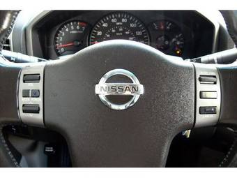 2004 Nissan Titan Pictures