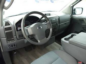 2005 Nissan Titan Pictures