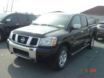 2005 Nissan Titan Photos