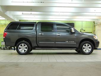 2006 Nissan Titan Photos