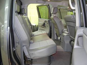 2006 Nissan Titan Images
