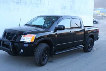 2010 Nissan Titan Pictures