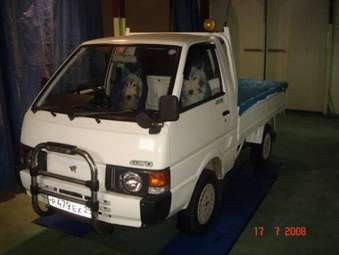 1990 Nissan Vanette