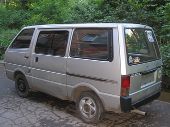 1991 Nissan Vanette