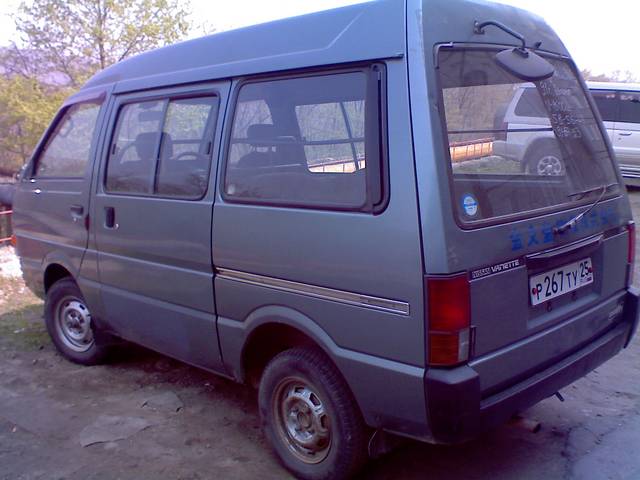 1991 Nissan Vanette