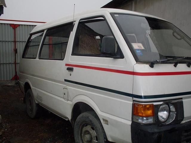 1991 Nissan Vanette