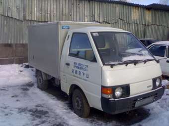 1992 Nissan Vanette Photos