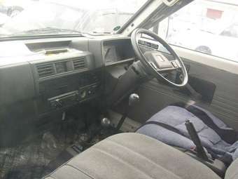 1996 Nissan Vanette Pictures