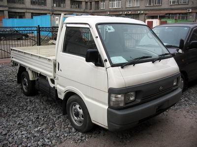 1998 Nissan Vanette Pictures