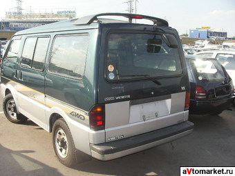 1998 Nissan Vanette Photos