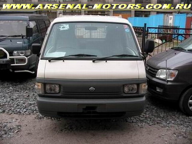 1998 Nissan Vanette Pictures