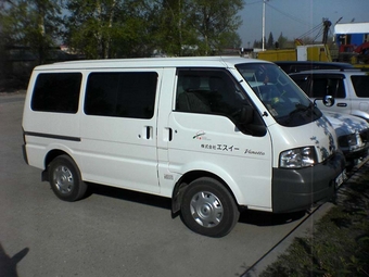 2000 Nissan Vanette