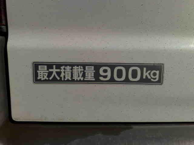 2000 Nissan Vanette