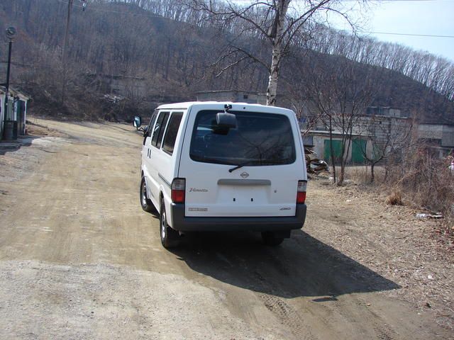 2000 Nissan Vanette