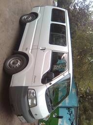 2000 Nissan Vanette Photos