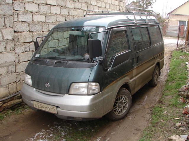 2001 Nissan Vanette