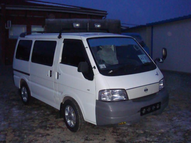 2001 Nissan Vanette