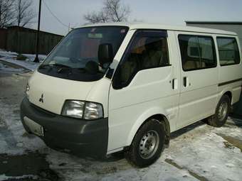 2001 Nissan Vanette Photos