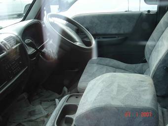 2001 Nissan Vanette Photos