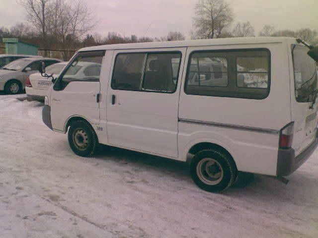 2002 Nissan Vanette