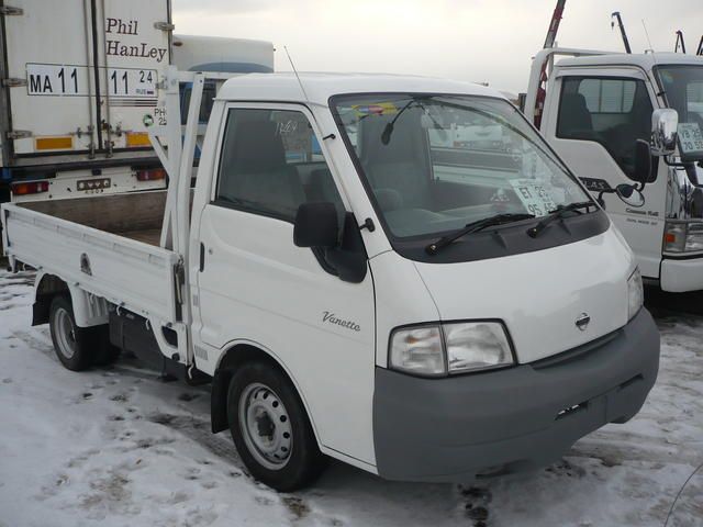 2002 Nissan Vanette