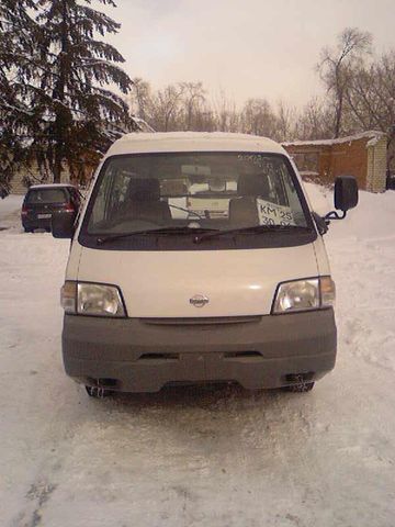 2002 Nissan Vanette