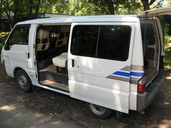 2002 Nissan Vanette Pics