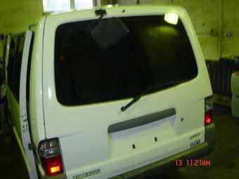 2002 Nissan Vanette Images