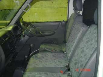2002 Nissan Vanette Pictures
