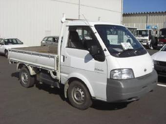 2002 Nissan Vanette Pictures