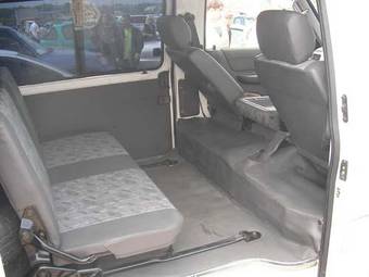 2002 Nissan Vanette Pictures