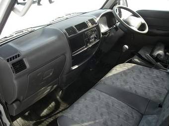 2002 Nissan Vanette Pics