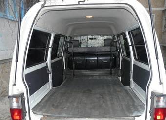 2002 Nissan Vanette Pictures
