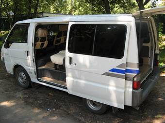 2002 Nissan Vanette Pictures