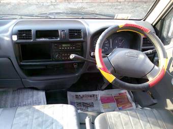 2002 Nissan Vanette Wallpapers