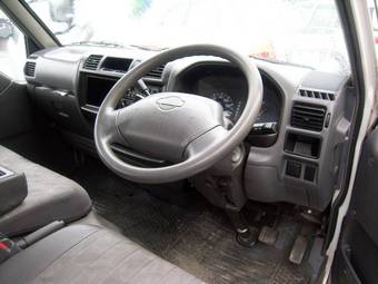 2002 Nissan Vanette Wallpapers
