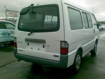 2002 Nissan Vanette Photos